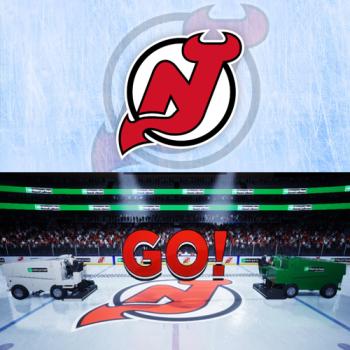 Devils Tug of War : Zamboni
