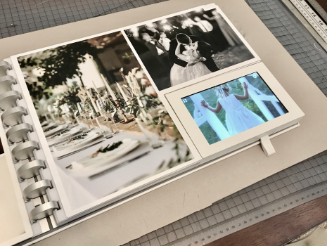 In Motion Albums - Custom Tablet App