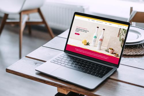 Olivo Amigo  |  Extra Virgin Olive Oil from Spain  |  Branding, Web Design & Photography
