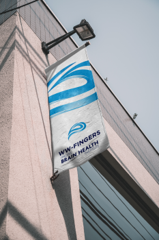 WW-FINGERS LOGO DESIGN