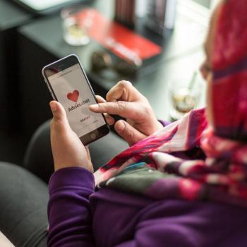 Innovative chat service advising Dutch people about sexual health and safety