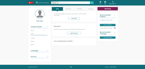 A marketplace to connect field experts who look for a job and companies, seeking to hire