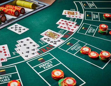 Casino bet settlement/placements