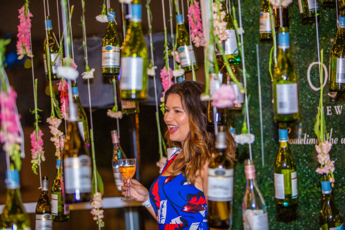 Oyster Bay Rose' Launch