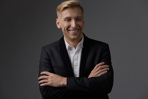 SocialStatista Turned 2K into 51K for real estate commission client