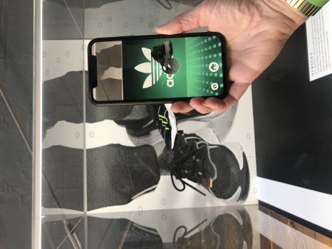 SNEAKERHUB AR app for The ICONIC