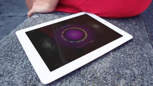 Light Bulb App using Bluetooth® Smart Technology